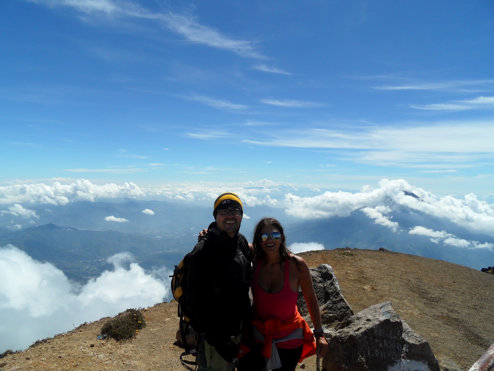 Subir o VULCÃO ACATENANGO (3975 m) e contemplar o esplendor de um país | Guatemala