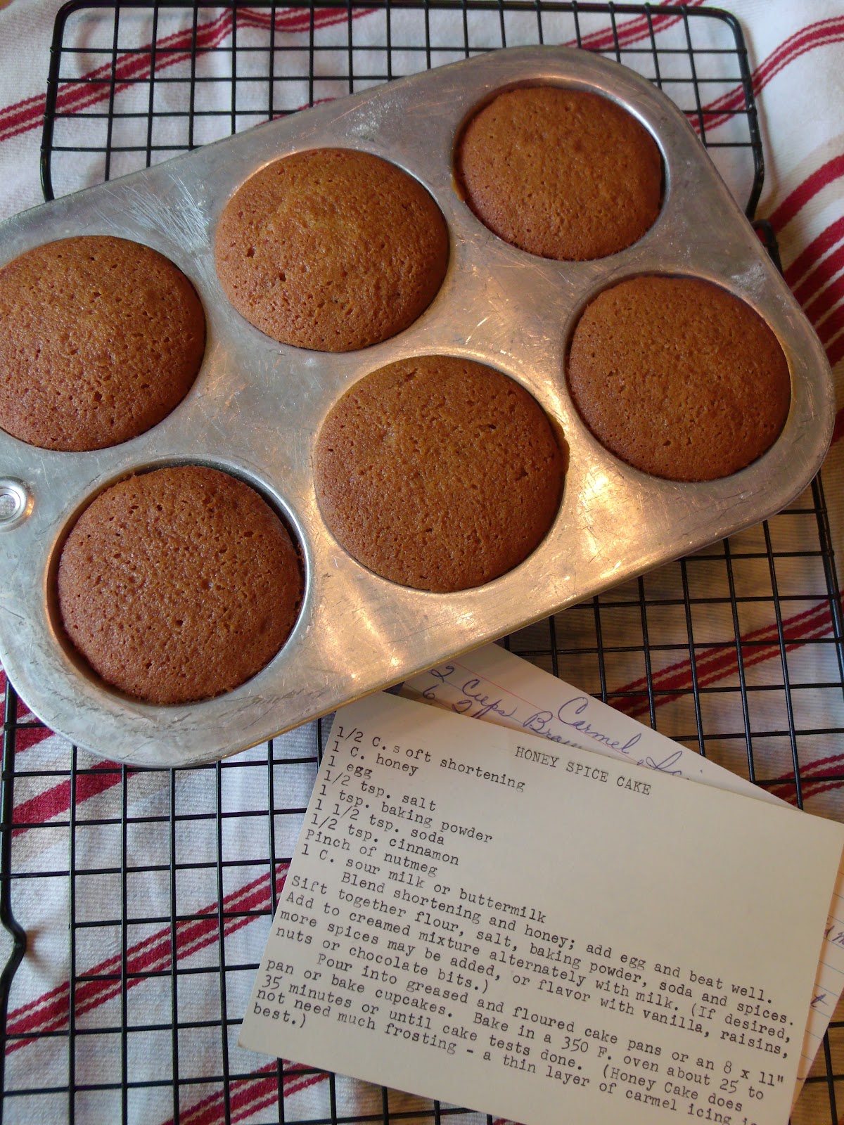 Does Honey Go With Spice Cake Does Honey Go With Spice Cake