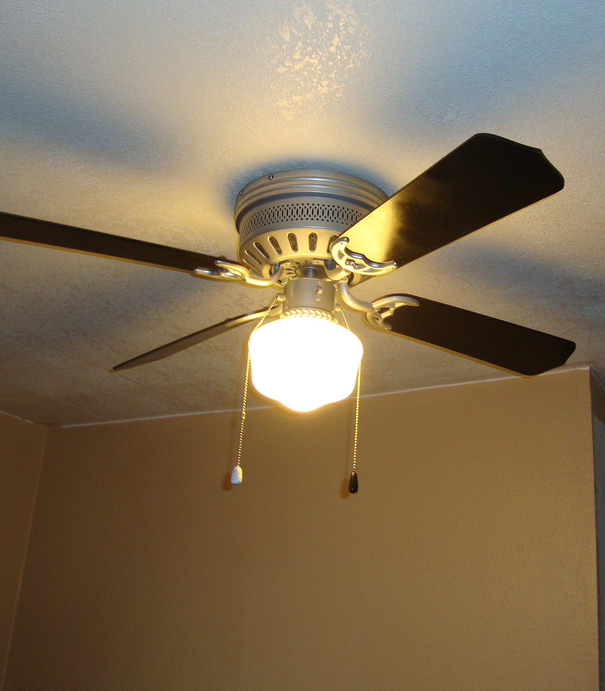 Pokeydotquilting Ceiling Fans and Paint