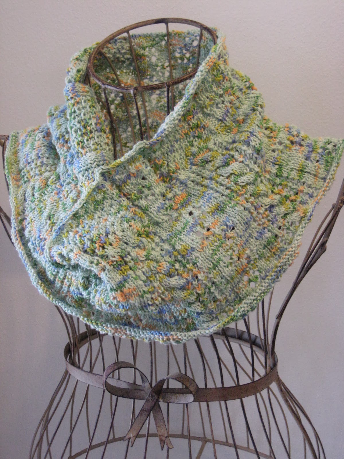 Balls to the Walls Knits: Starry Night Cowl