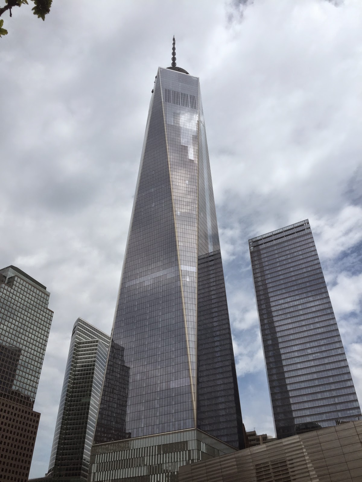 runstairs tallest building in new york