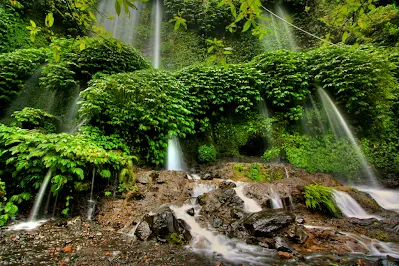 Benang Kelambu Waterfall