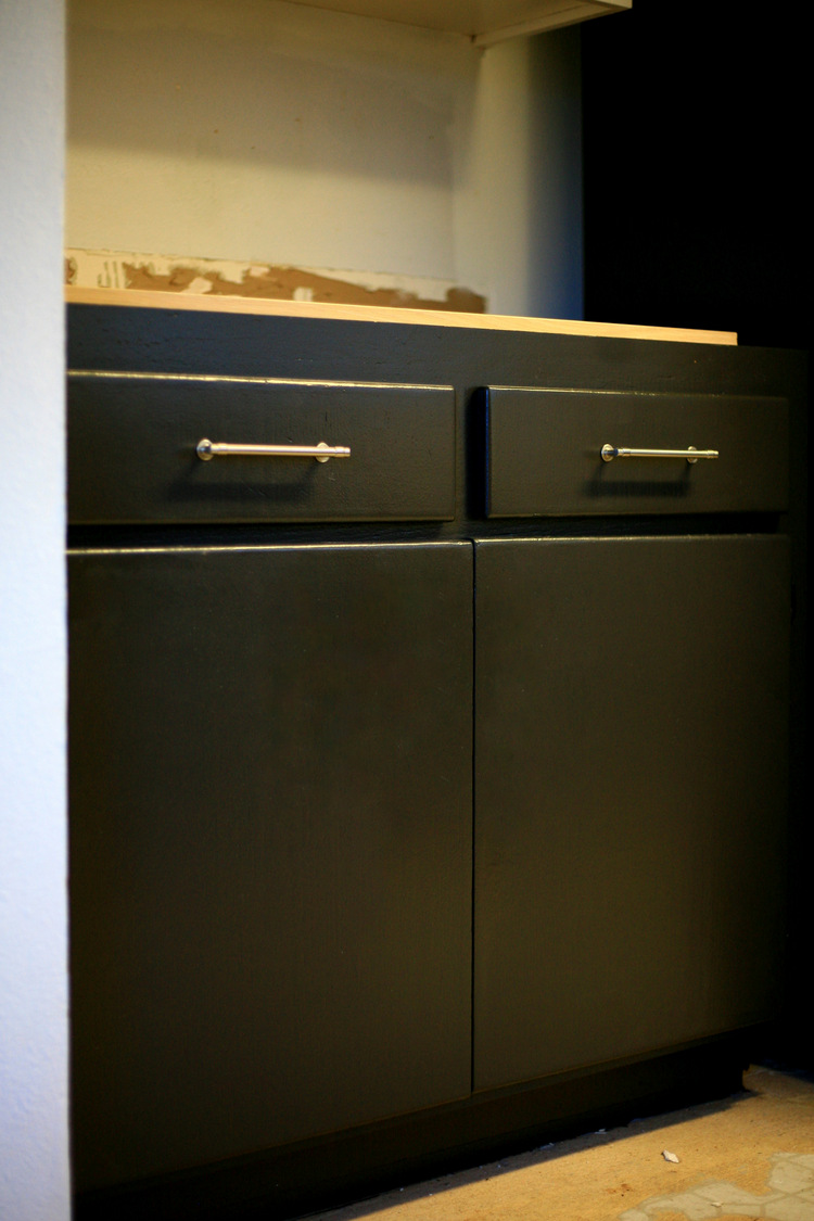 Back At It Cabinet Knobs And Kitchen Painting Stanley90sreno