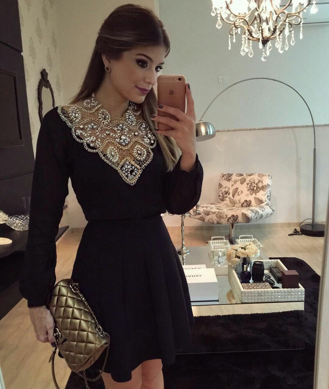 Fαshiση Gαlαxy 98 ☯: Black V neck decorated Party Dress