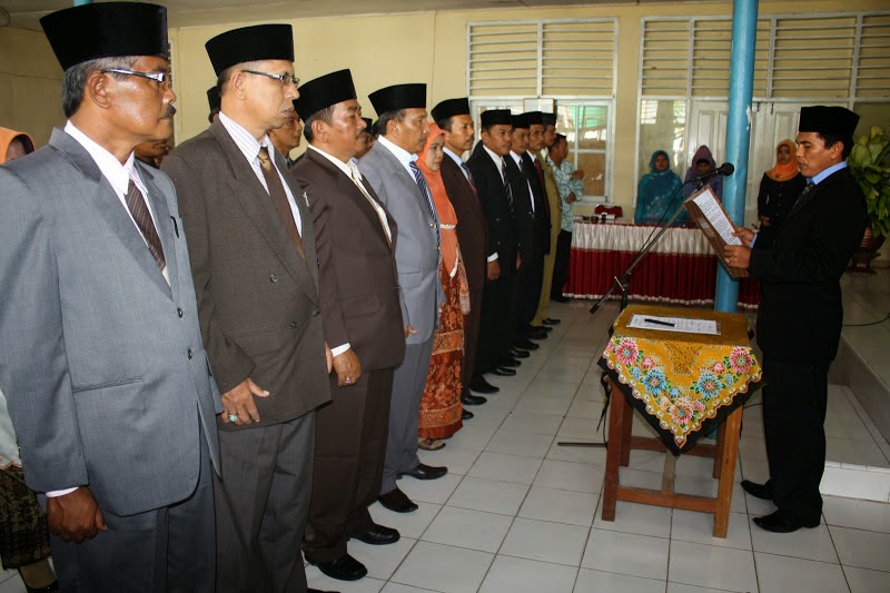Contoh Makalah Tentang Pidato dan Unsurunsur Pidato TIADA MASALAH