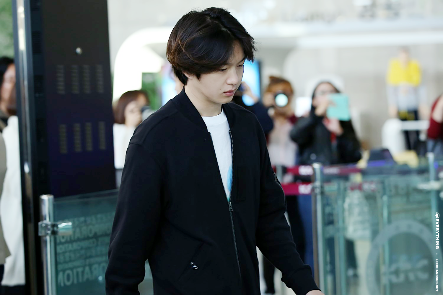 theqoo inserted image