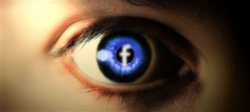 «Παραισθησιογόνο» το Facebook!  Η υπερβολική χρήση του προκαλεί στους χρήστες ψυχωσικά επεισόδια