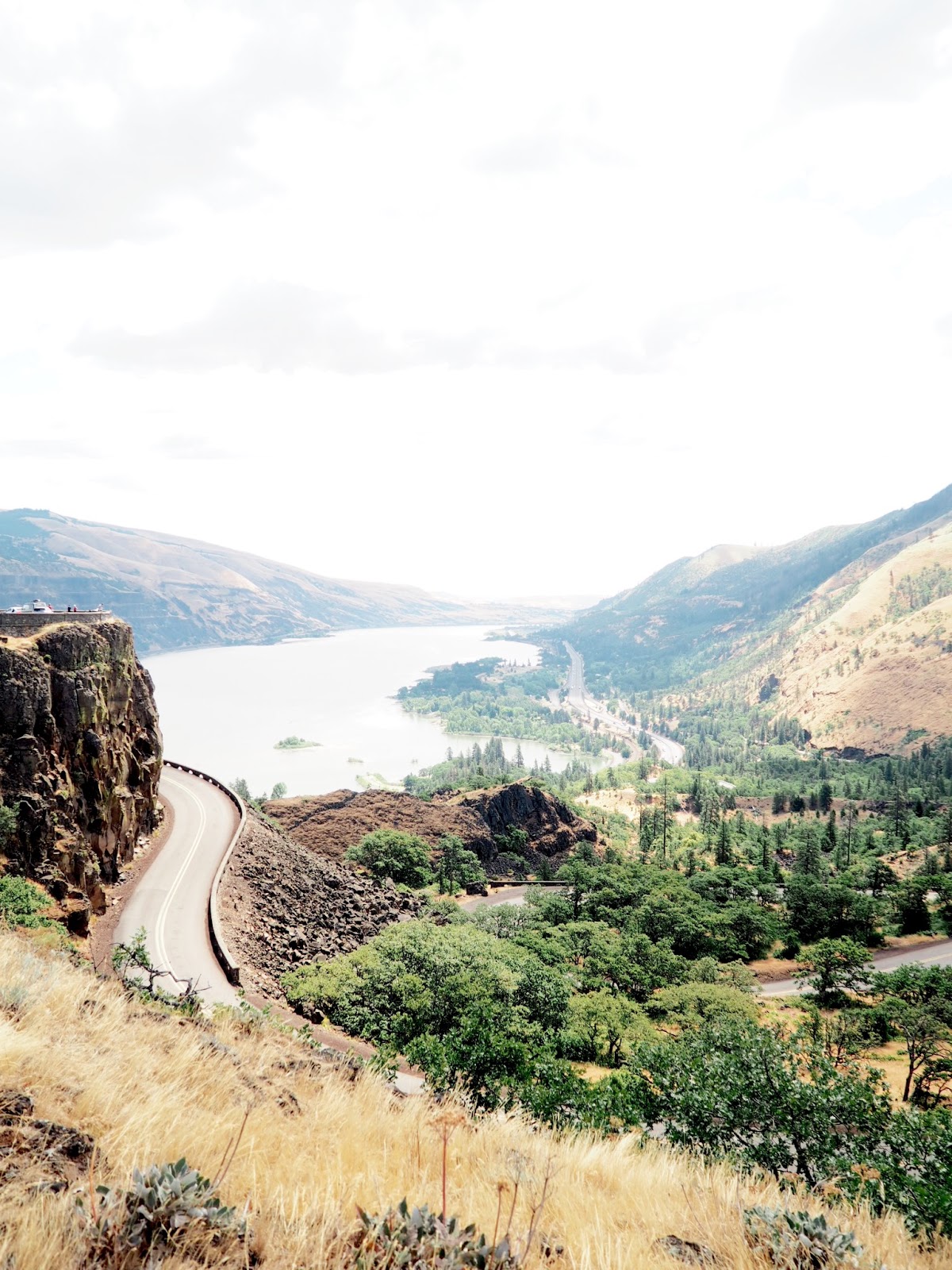 Rowena Crest Viewpoint