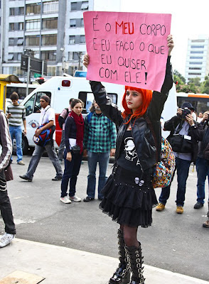 marcha das vadias, slut walk, pelotas, dce ufpel