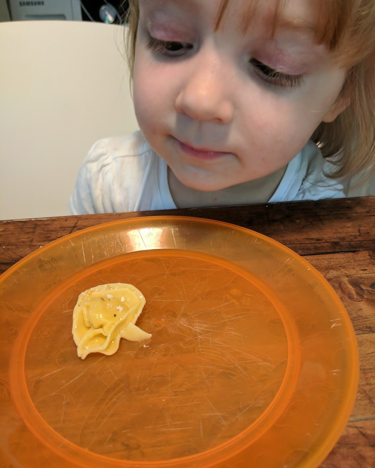 Let Them Eat Crackers An Alternative Guide to Feeding Your Toddler for