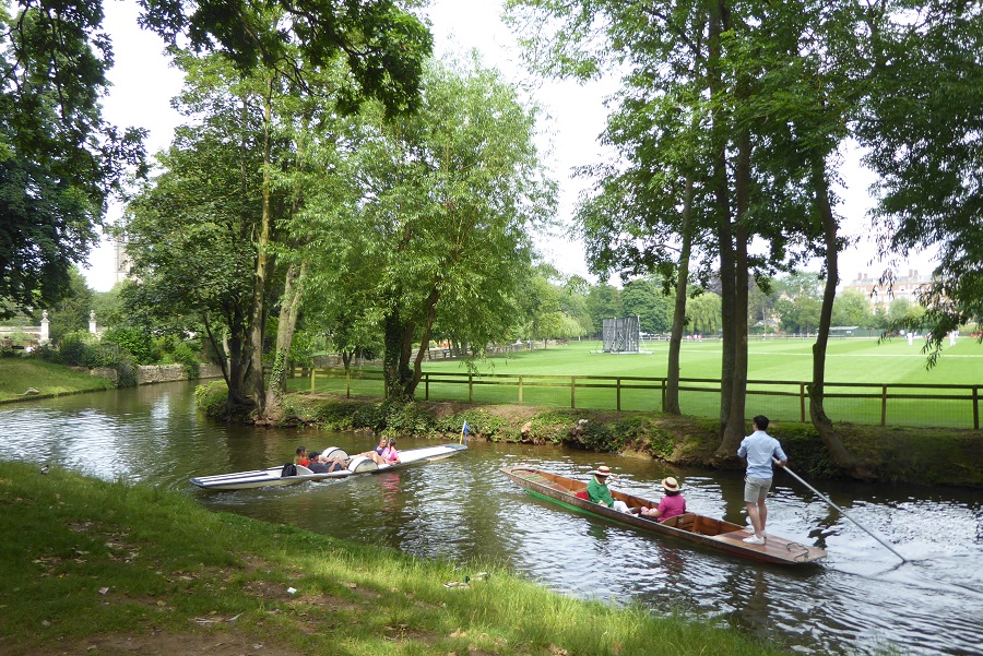 Halfie Minor Collision On The Cherwell No One Hurt And An