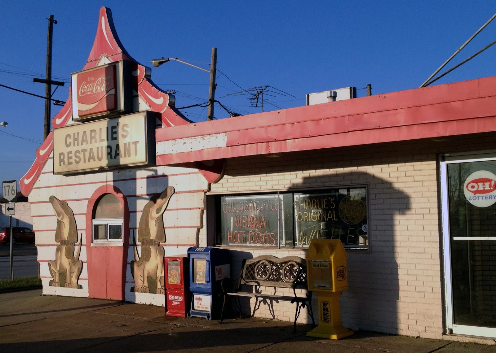 Bite Buff Charlie's Dog House Diner