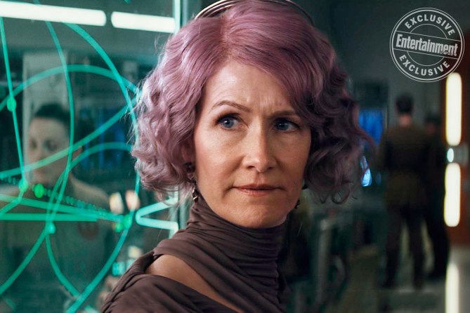 New 'The Last Jedi' Stills Released By Entertainment Weekly | The Star