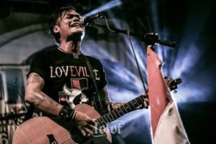 Chord Lolot - Manusa Raksasa | Chord Gitar Dan Lirik Lagu Terlengkap