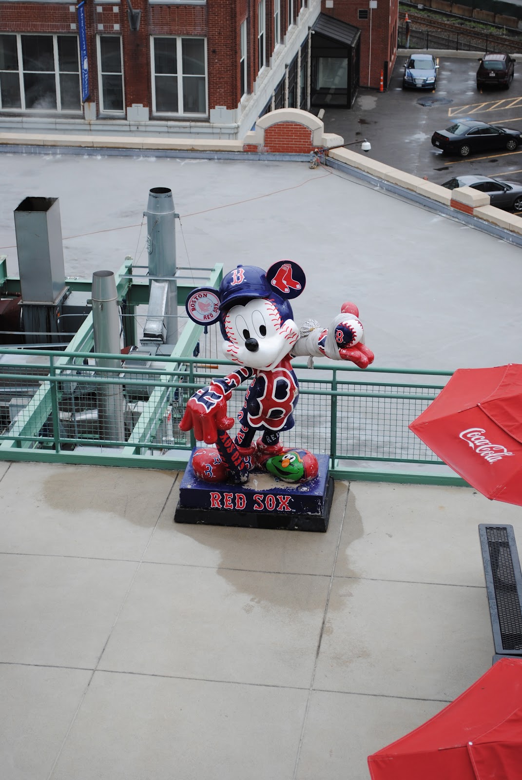 Life as a NoSeeUm Fenway Park, Museum of Science, Duck tour, and the