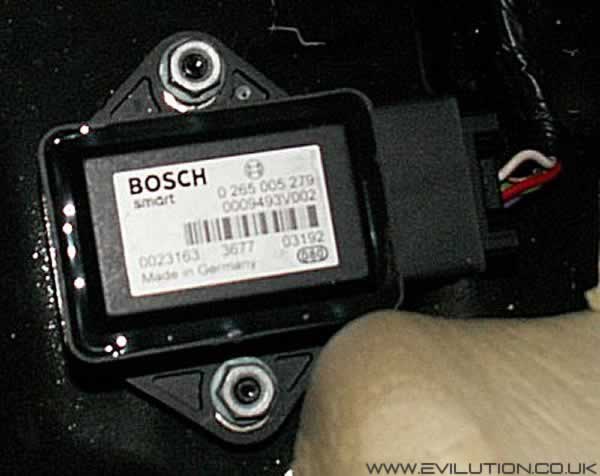 Yaw Rate Sensor >> SISTEMA ELECTRONICO: 06/07/12 Yaw Rate Sensor >> SISTEMA ELECTRONICO: 06/07/12