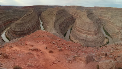 Monument Valley, ¿rodamos una del oeste? - Viaje con tienda de campaña por el Oeste Americano (21)