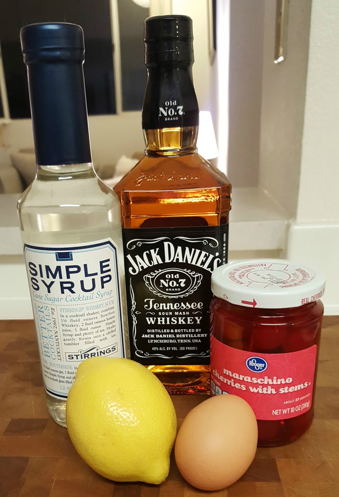 whiskey sour with egg white whiskey sour with egg white