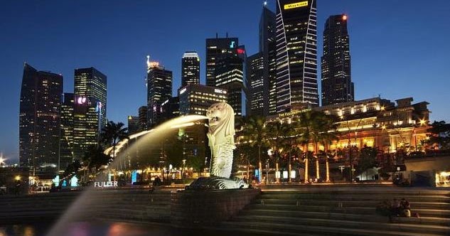 mengelilingi tempat wisata di Singapura