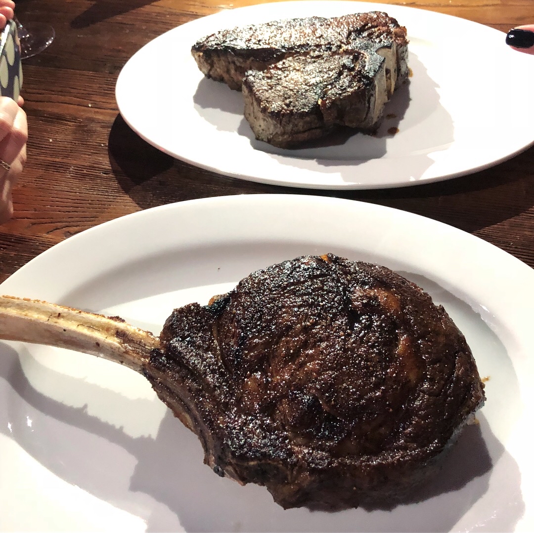 {outfit} Thursday Night at Jack's Steakhouse in New Haven Closet