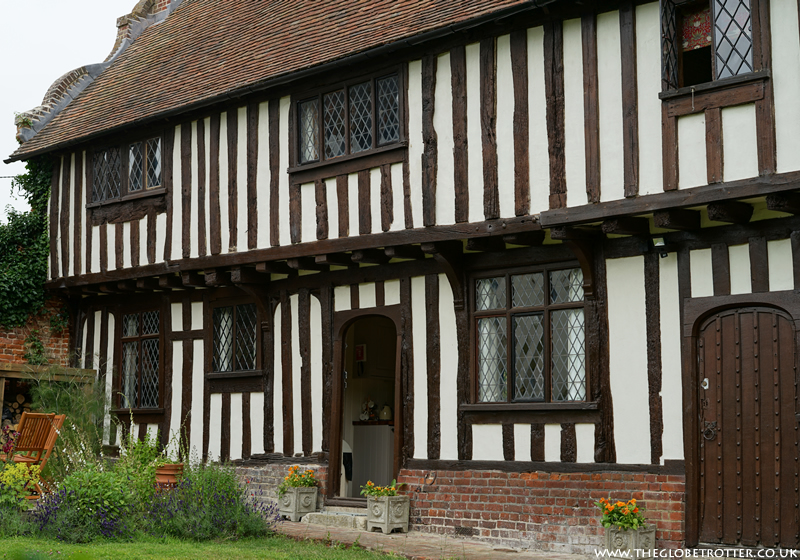Mulberry Cottages Bonnington Cottage In Kent The Globe Trotter