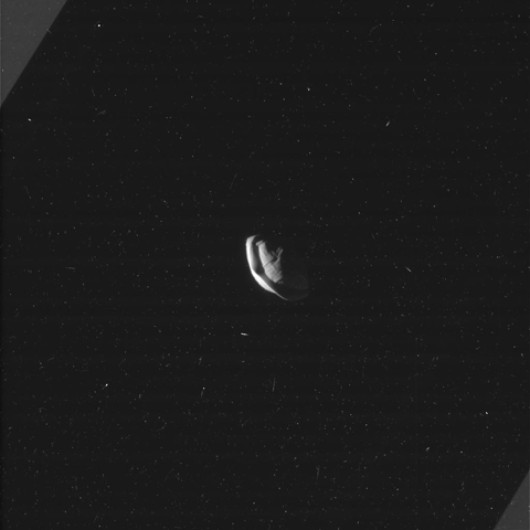 Pan, satélite de Saturno - animação
