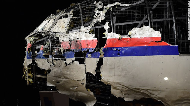 Crash d'un 777 proche Donetsk - Page 8 151013124849-mh17-reconstruction-report-exlarge-169