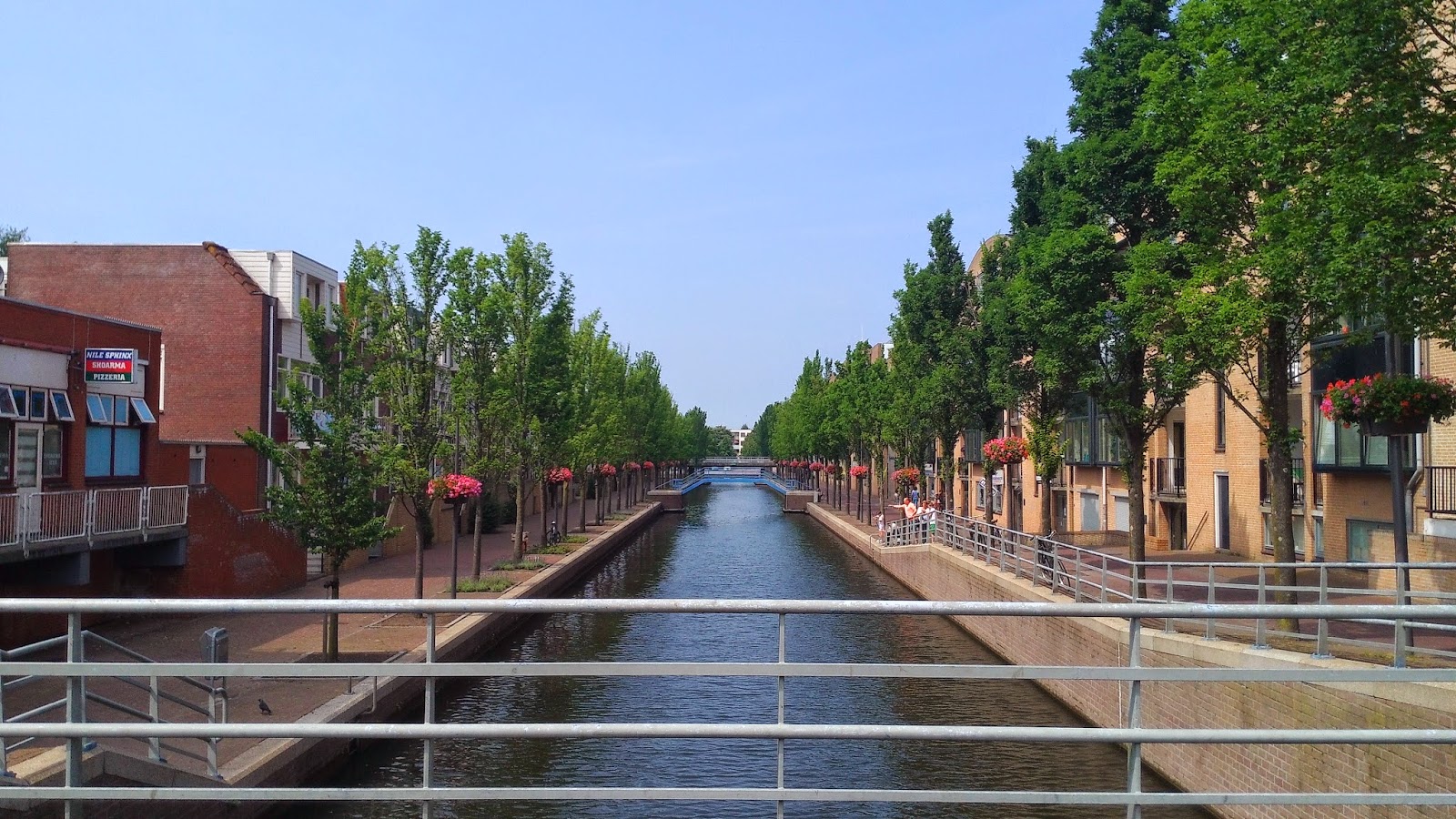 Almere canal