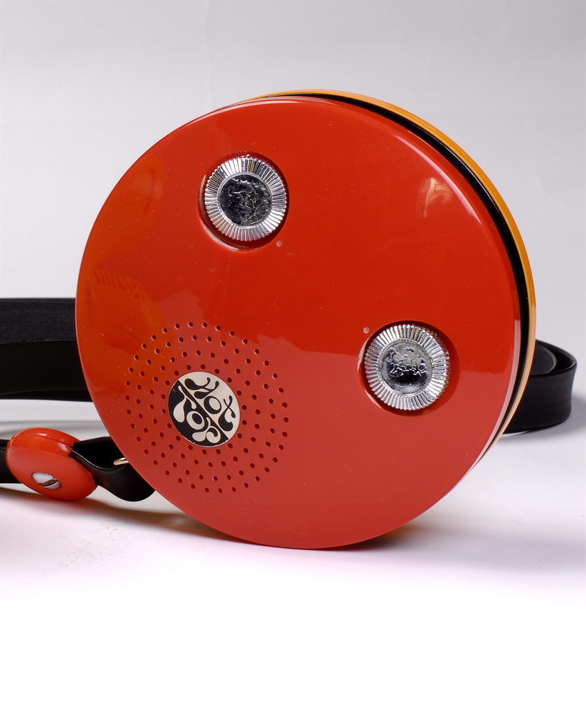 EARLY '70S RADIO Early '70s Transistor Radios