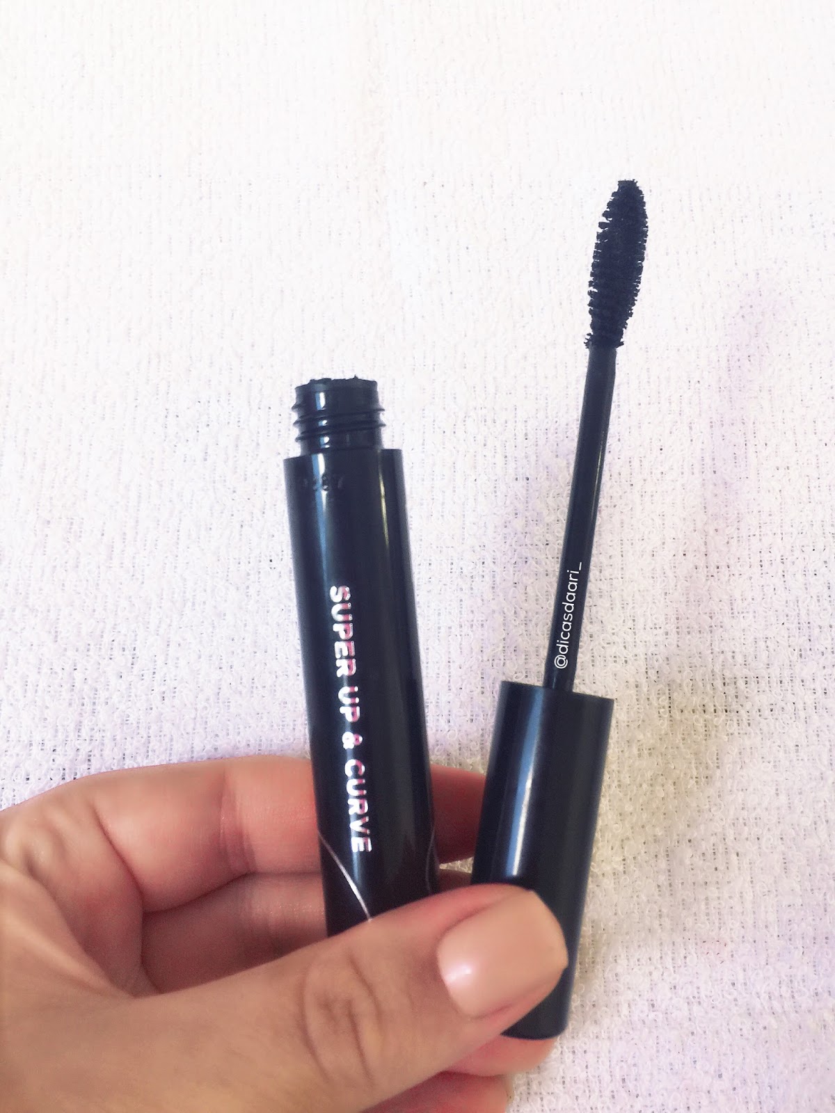 Dicas da Ari Dica 4 Máscaras da Avon que vocês precisam conhecer.