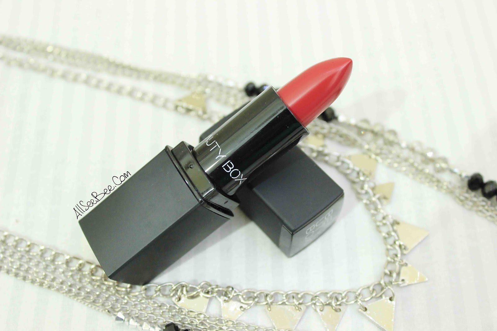 [Review] Urban Lips Manhattan