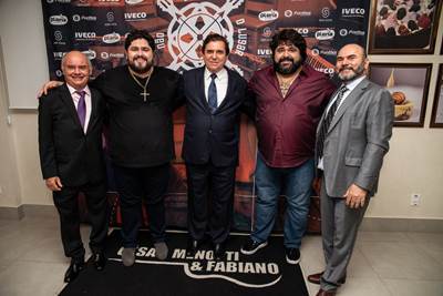 Pague Menos celebra conquistas e divulga projetos futuros Pague Menos celebra conquistas e divulga projetos futuros