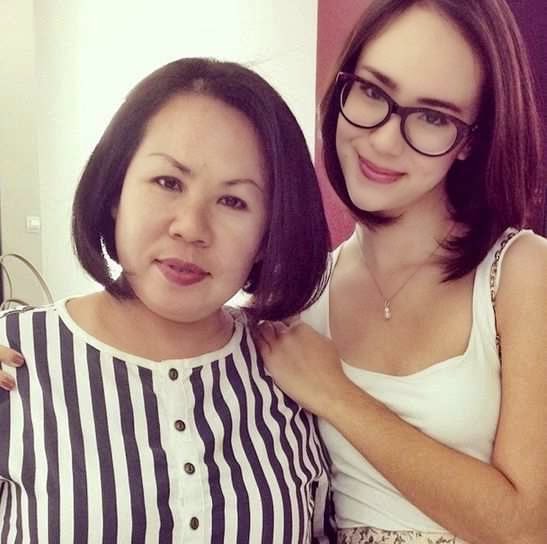 Biodata dan Foto Pemain Kambing Genit Blue Sand Biodata dan Foto Pemain Kambing Genit Blue Sand