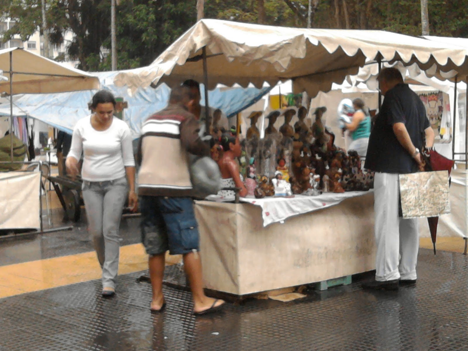 Feira de Artes e Artesanato da