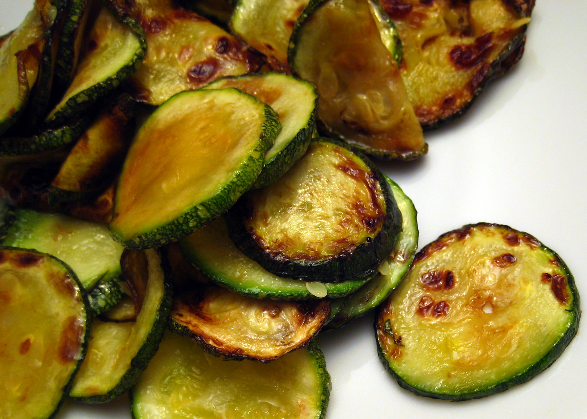 Cook Food. Mostly Plants.: Pan-Fried Zucchini