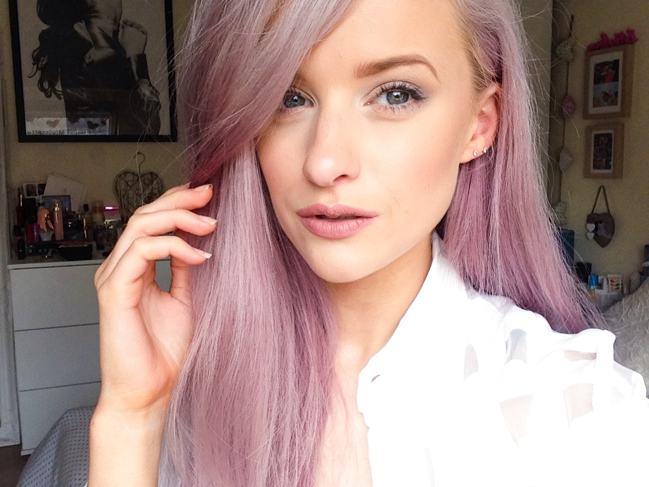 The Filmstar Makeover with Charlotte Tilbury - Inthefrow