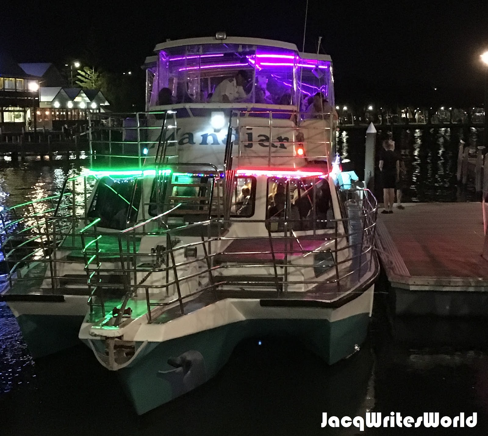 Our Mandurah Christmas Lights Cruise Experience!!!