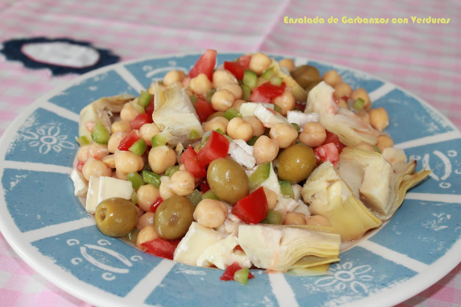 ENSALADA DE GARBANZOS CON VERDURAS