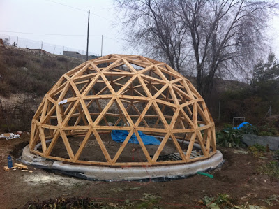 Domo Geodésico - forma perfeita de Buckminster Fuller