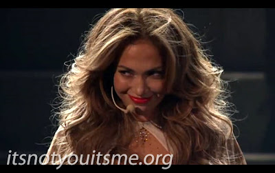 Jennifer Lopez Takes Over The AMA Floor!