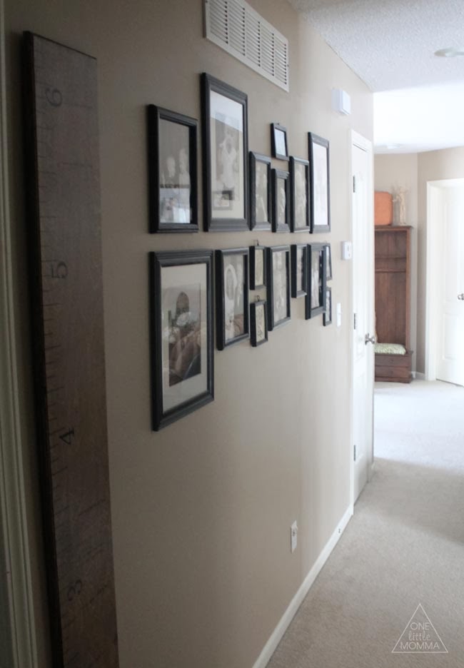 Black and White Hallway Photo Gallery - Tutorial - ONE little MOMMA