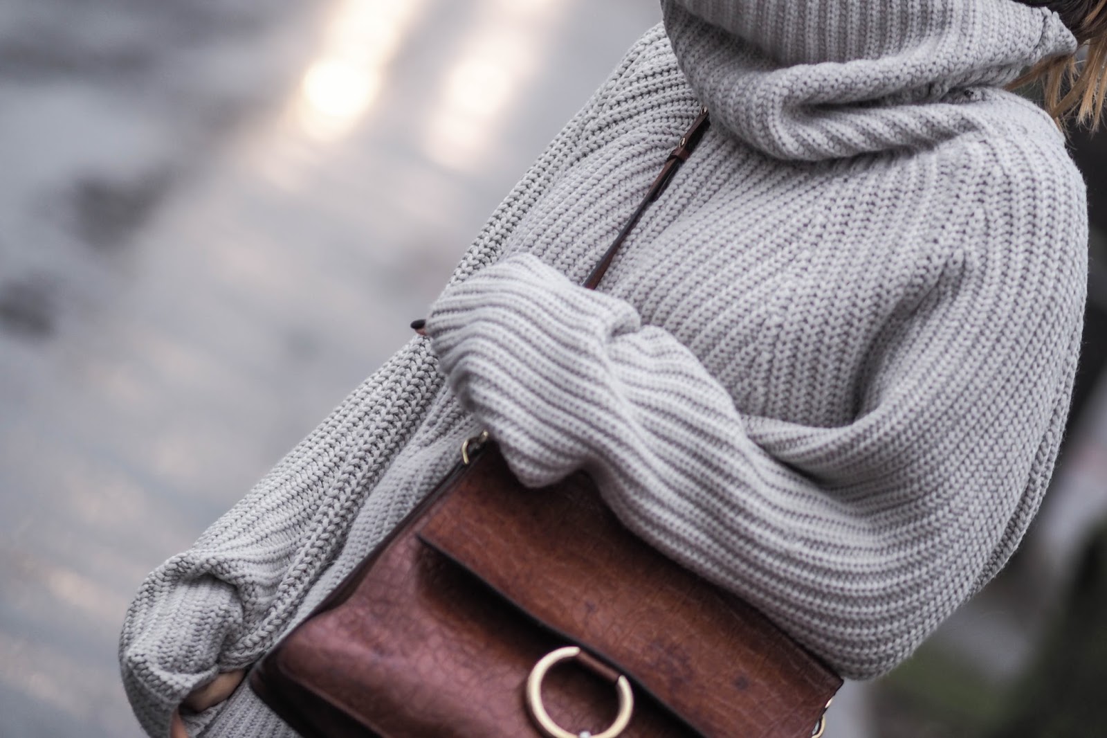 Chunky Roll Neck Jumper in Merlot