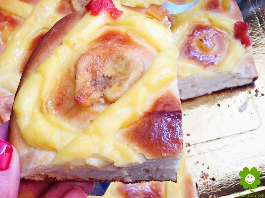 COCA DE SAN JUAN DE BRIOCHE Y CREMA DE CAFÉ CON THERMOMIX