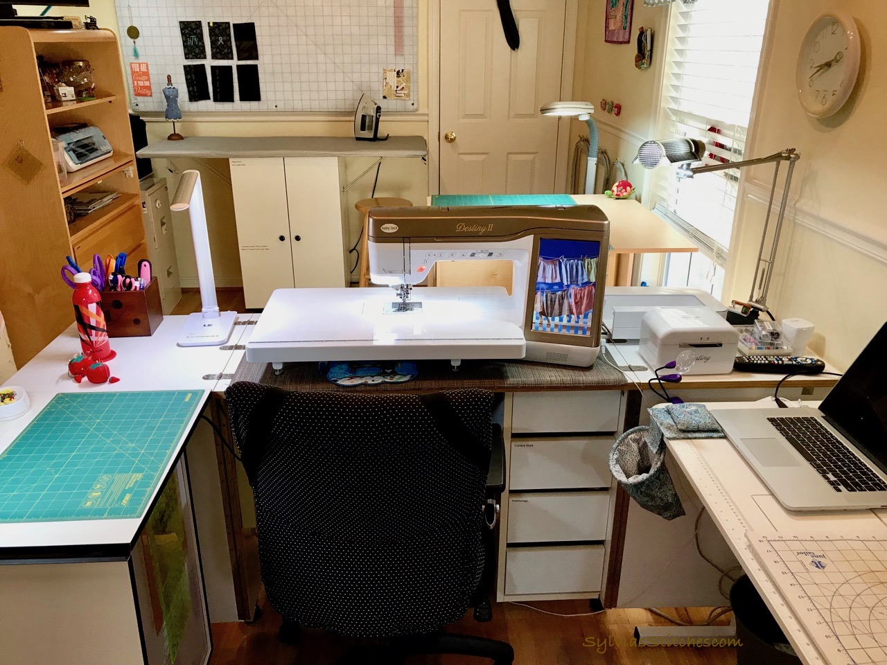 Fresh look and a Fresh Sewing Room - Sylvia's Stitches