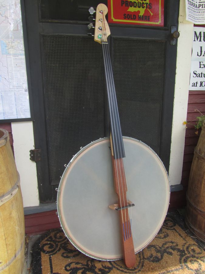 c.2012 26" Rim Upright Banjo Bass