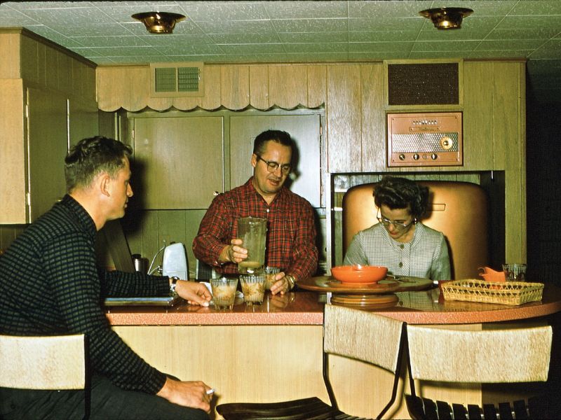 Kitchen Designs from the 1960s