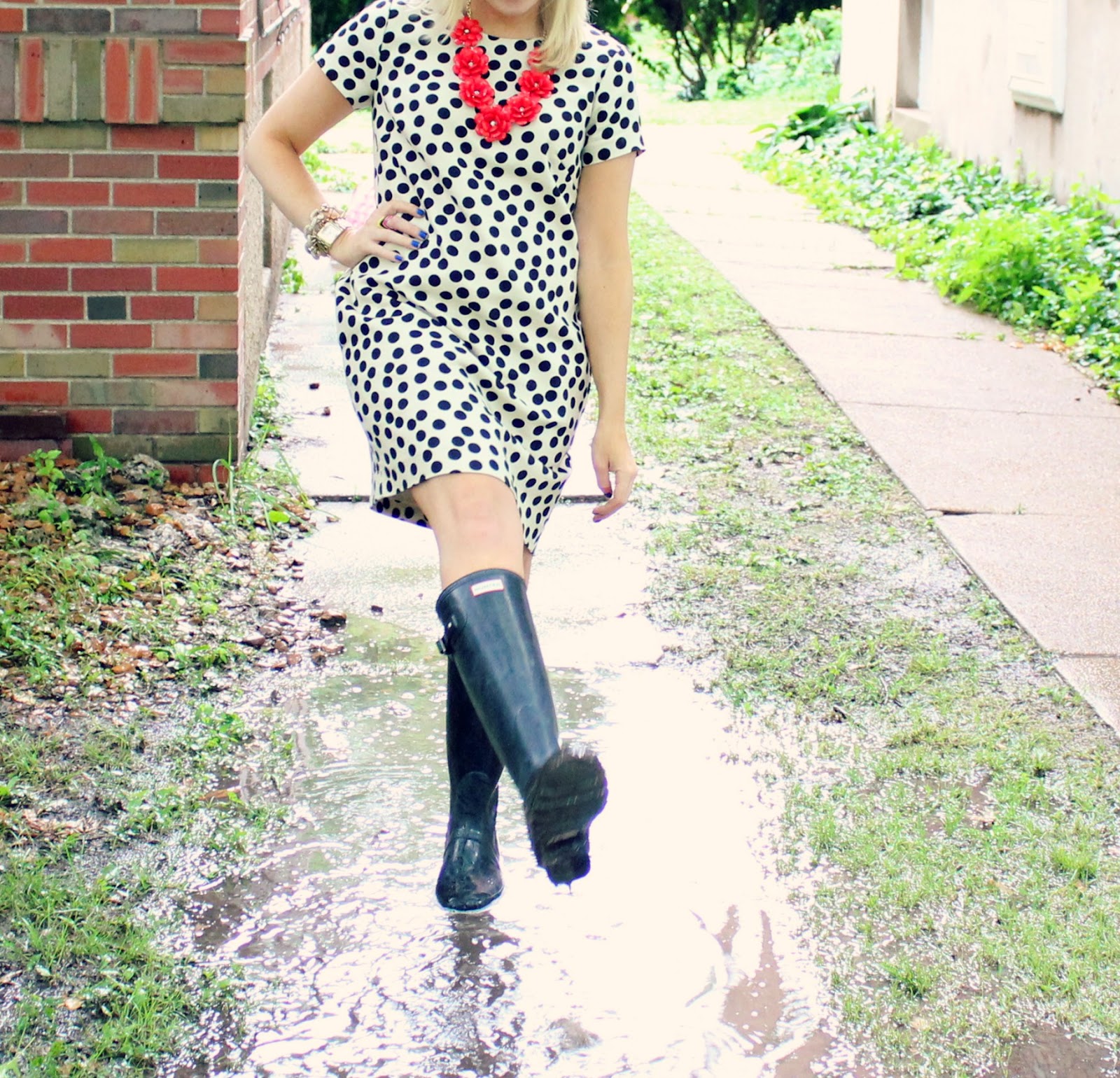Stylin in St. Louis: Rain and Dots!