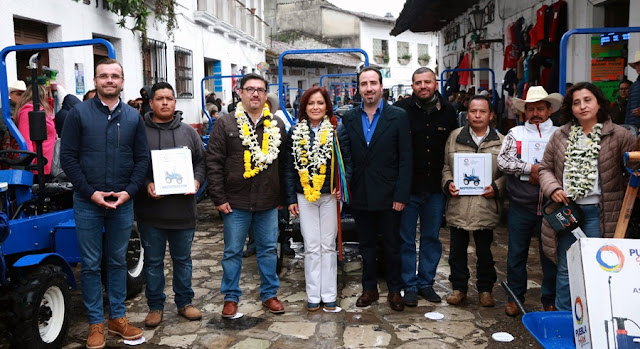 Dinorah López de Gali entrega obras y apoyos en la Sierra Nororiental