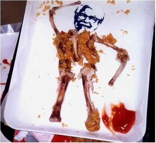 WW: Ngeri....Col Sanders KFC dah Tinggal Tulang 