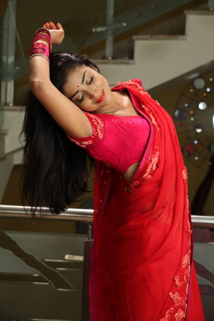 Only Actress Shriya Saran Hot Red Saree Pavithra Movie 
